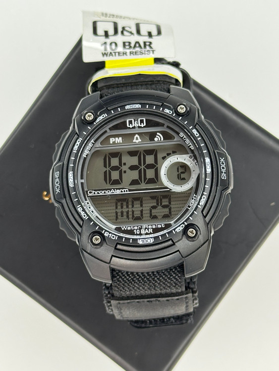 ساعت مچی کیو اند کیو Q&Q کد M075J003Y