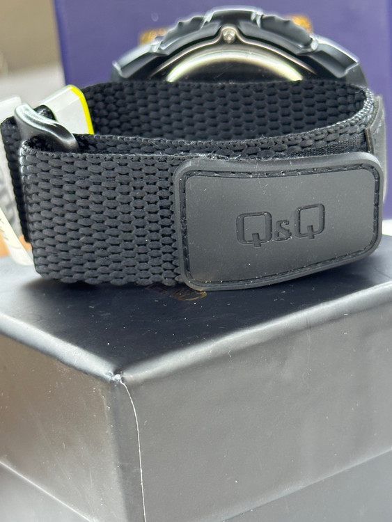 ساعت مچی کیو اند کیو Q&Q کد M075J003Y