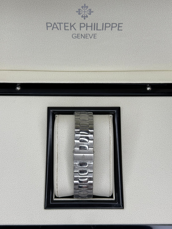 ساعت پتک فیلیپ ناتیلوس صفحه آبی سیلور فول استیل