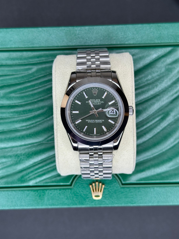 ساعت مچی Rolex Datejust | مدل صفحه سبز، بند Jubilee فلزی | Cyclops و جعبه سبز