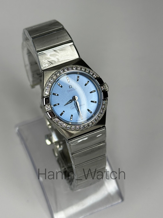ساعت مچی امگا کانسلیشن صفحه آبی بند استیل دورنگین