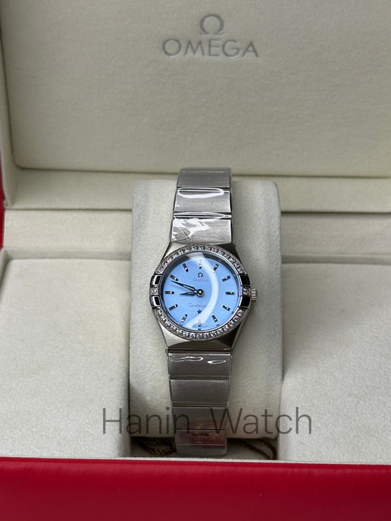 ساعت مچی امگا کانسلیشن صفحه آبی بند استیل دورنگین