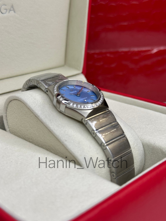 ساعت مچی امگا کانسلیشن صفحه آبی بند استیل دورنگین